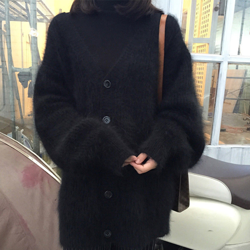 Kvinne Fluffy Cardigan med Store Knapper og Bred Klipp Design Skjora