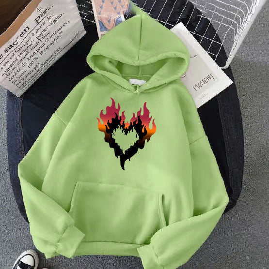 Dame hettegenser med kreativt flammehjerte-design Skjora