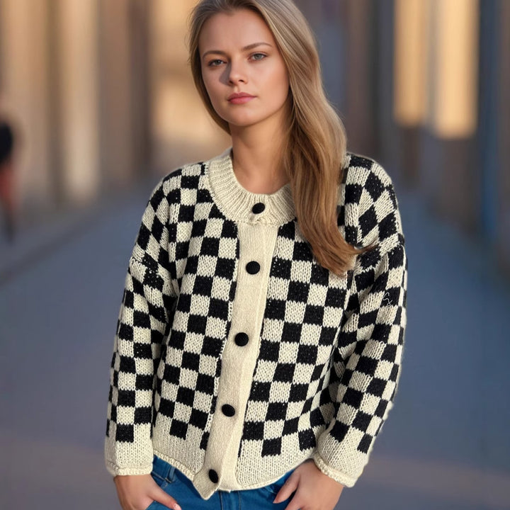Kvinne mønstrede cardigan med store knapper og løs passform Skjora