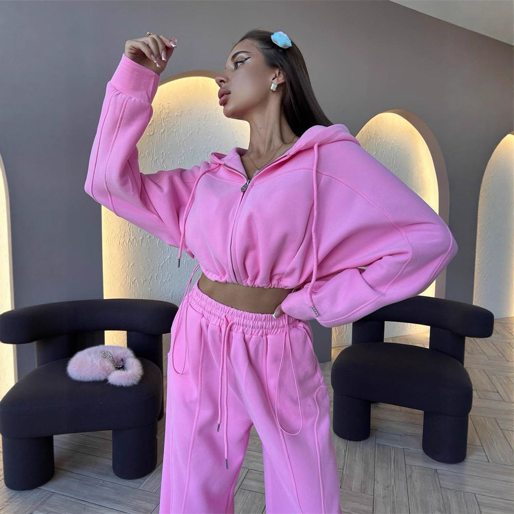 Damer Cropped Hoodie og brede Sweatpants Combo Skjora
