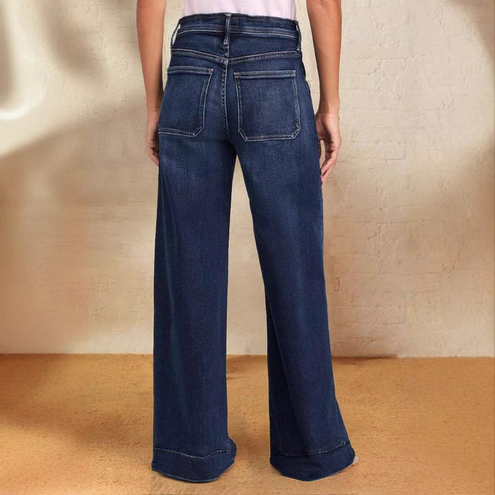 Kvinners vide jeans med moteriktig snor og elastisk livband