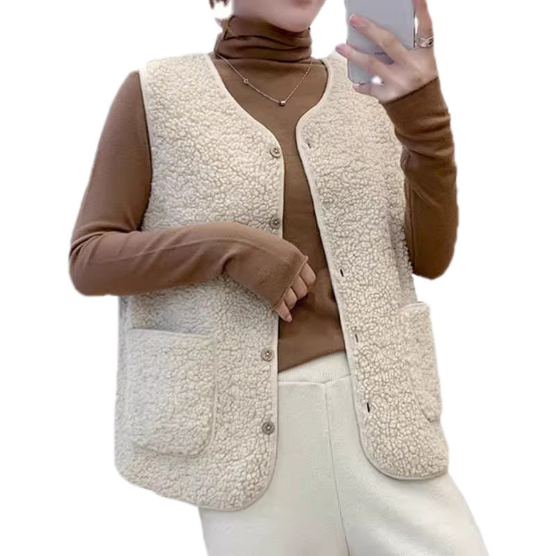 Damer teddy fleece vest med praktiske lommer og knaplukning Skjora