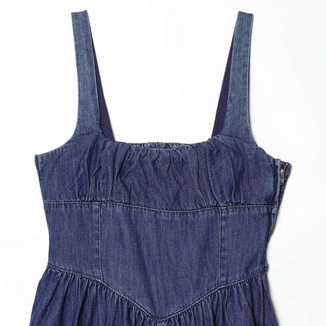 Dame jeans maxikjole med romantisk snitt og volangdetaljer Skjora