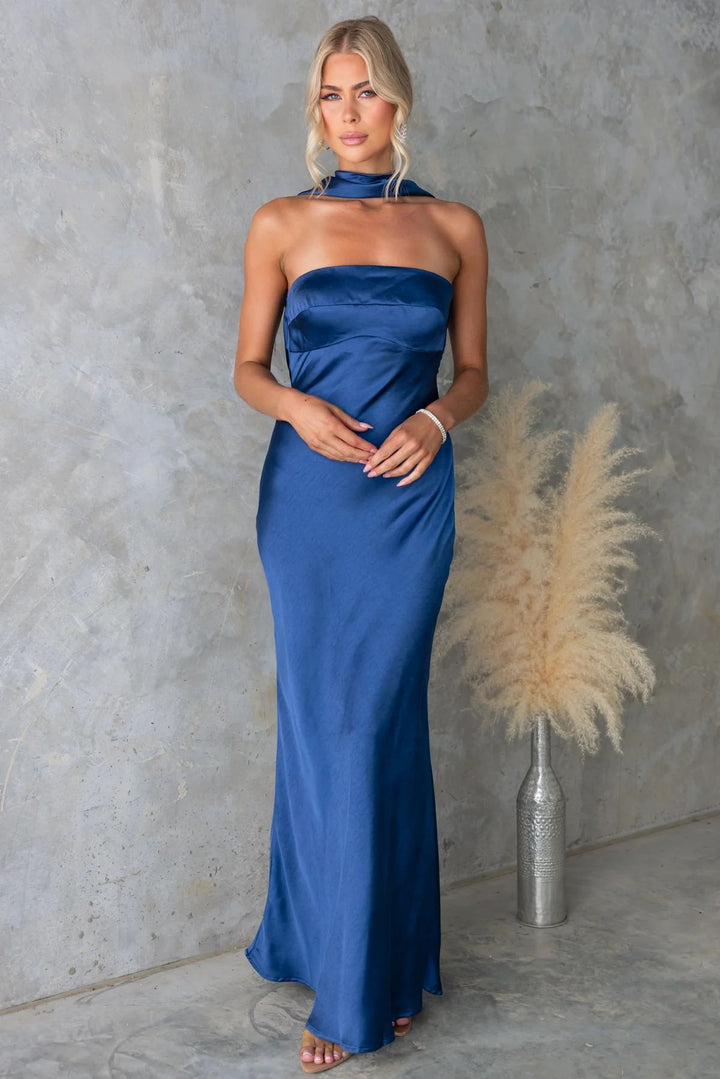 Damer Elegant Kveldskjole med Av-Shoulder Design og Glitrende Sateng