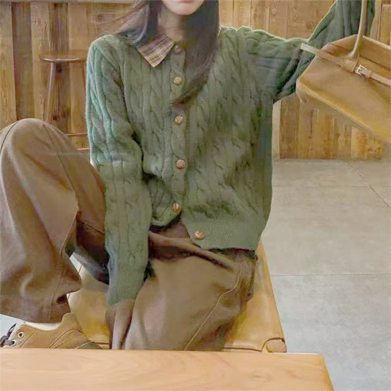 Dame cardigan med strukturert mønster og klassisk skjortekrage Skjora