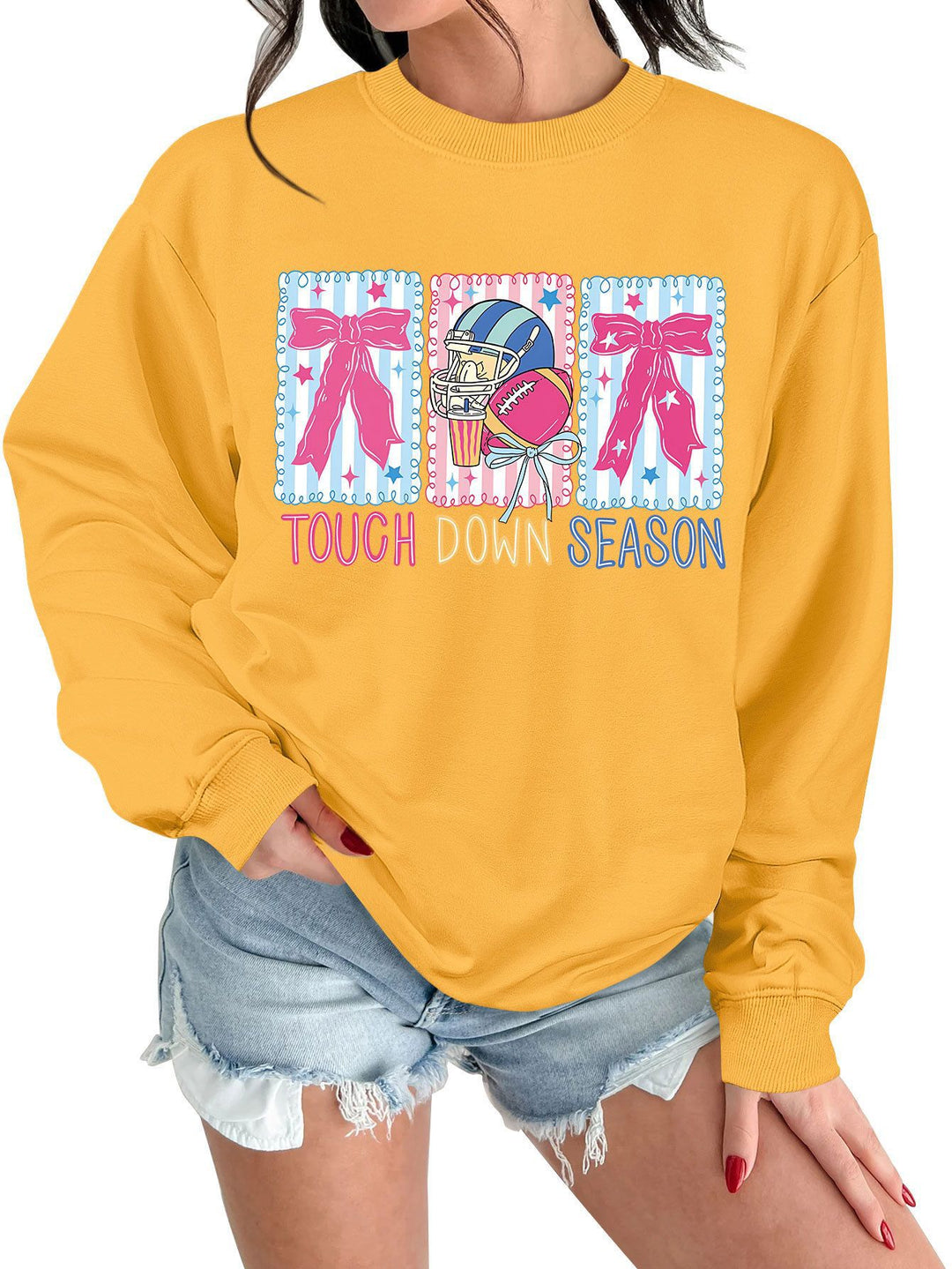 Dame sweatshirts med kreativ fotballmotiv og avslappet snitt Skjora