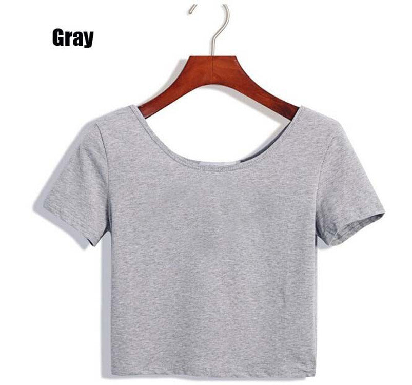 Dame cropped T-skjorte med vid rund hals Skjora