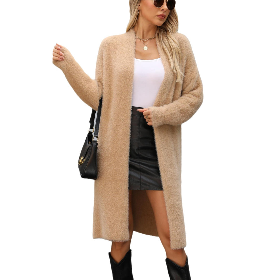 Women's relaxed, long-sleeved cardigan made from soft mohair blend Skjora