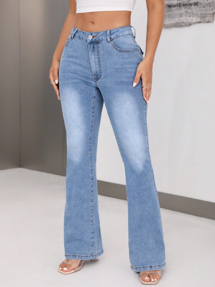 Kvinnelige Bootcut Jeans med Høy Midje og Unik Design Skjora