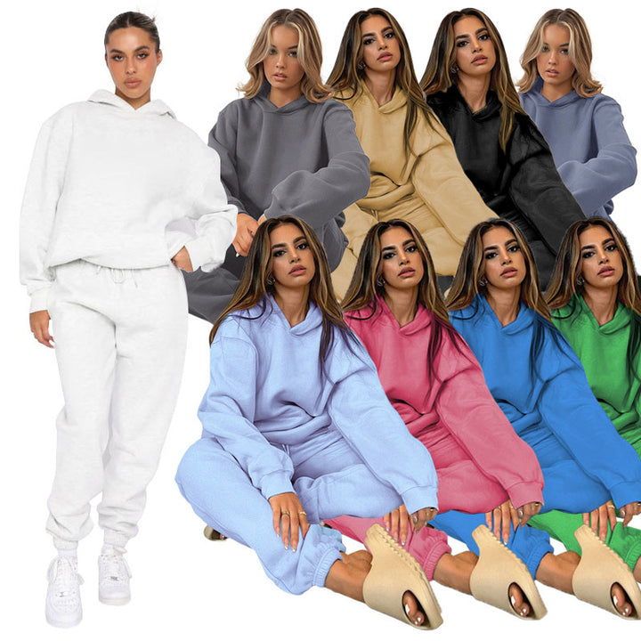 Kvinnors bekväma huvtröja set gjort av högkvalitativt sweatshirtmaterial Skjora