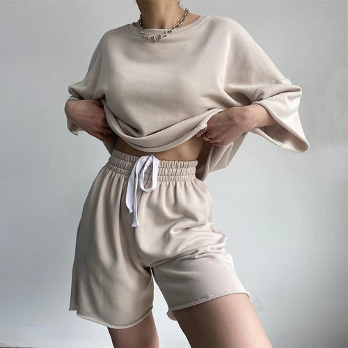 Kvinne Casual Oversized Fritidssett med Kortermet Topp og Løse Shorts Skjora