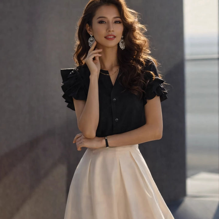 Dame Elegant Bluse med ruffle detaljer i enkelt design Skjora