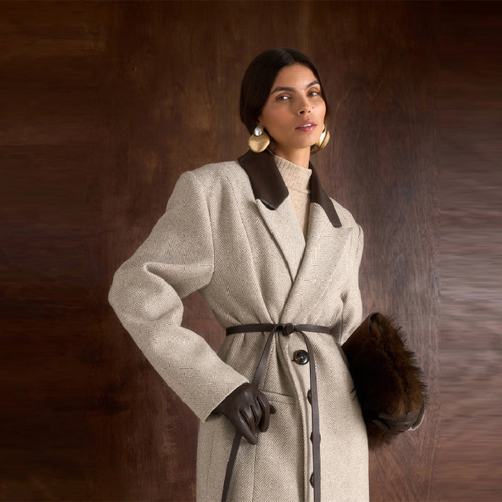 Damer Elegant Trench Coat med Belte og Finsydd Krage Skjora