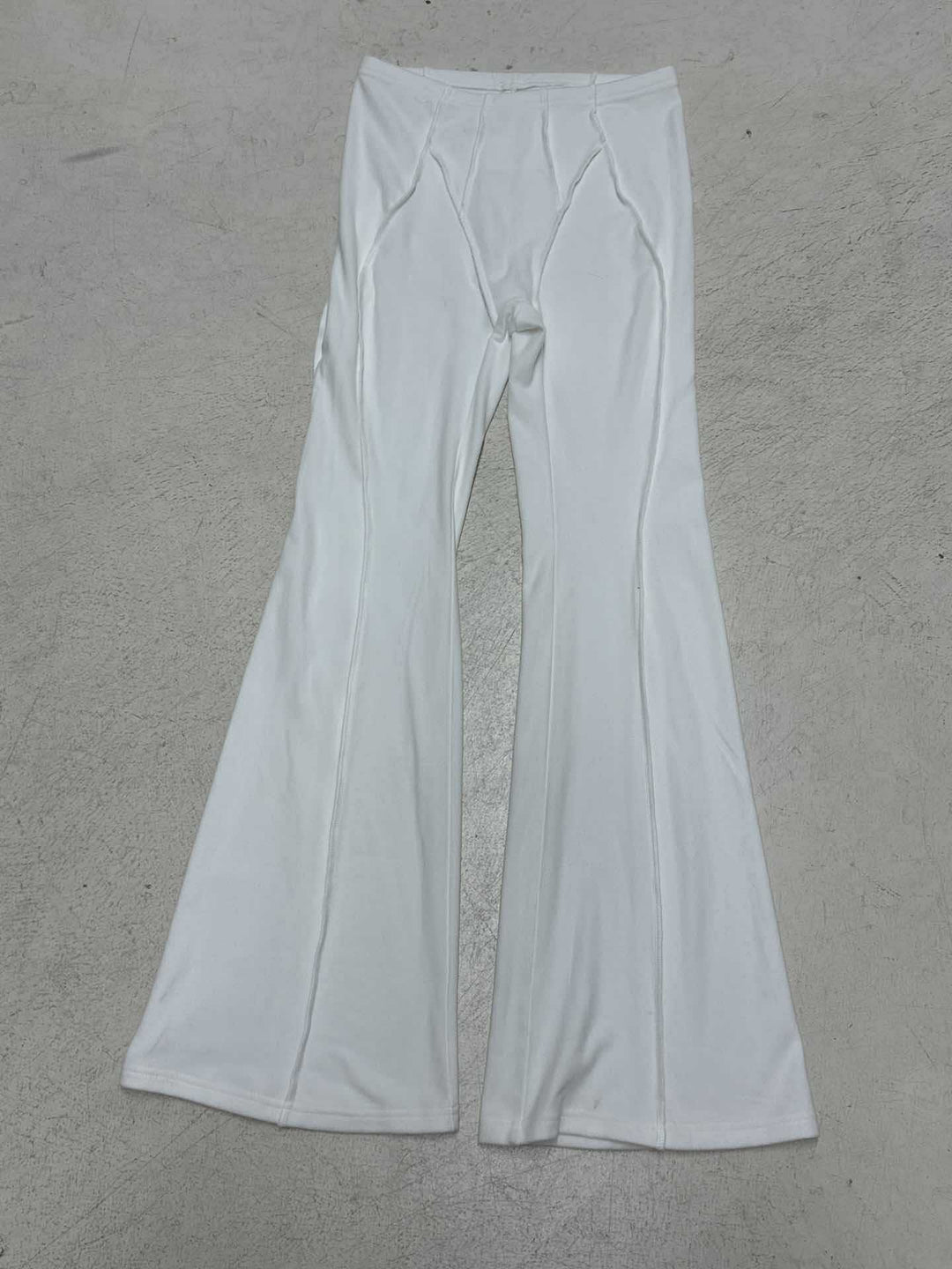 Women's Flared Leggings with High Waist and Seamless Design Skjora