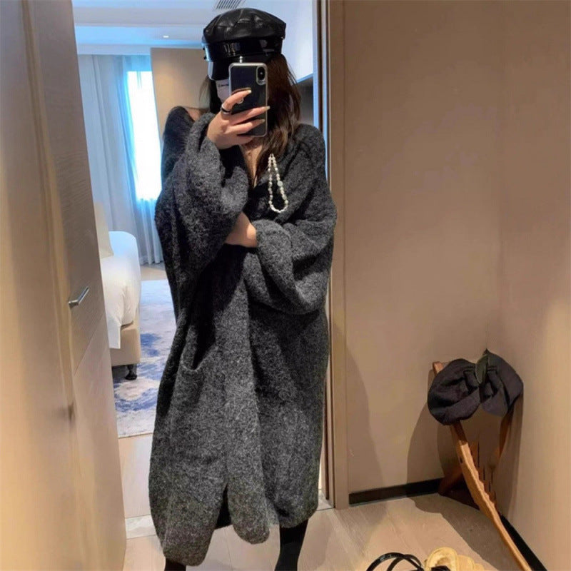 Kvinners fluffy cardigan med store lommer og løs passform Skjora