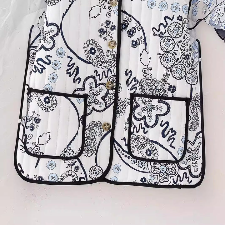 Kvinnenes quilted fritidsjakke med blomsterdesign og praktiske lommer Skjora