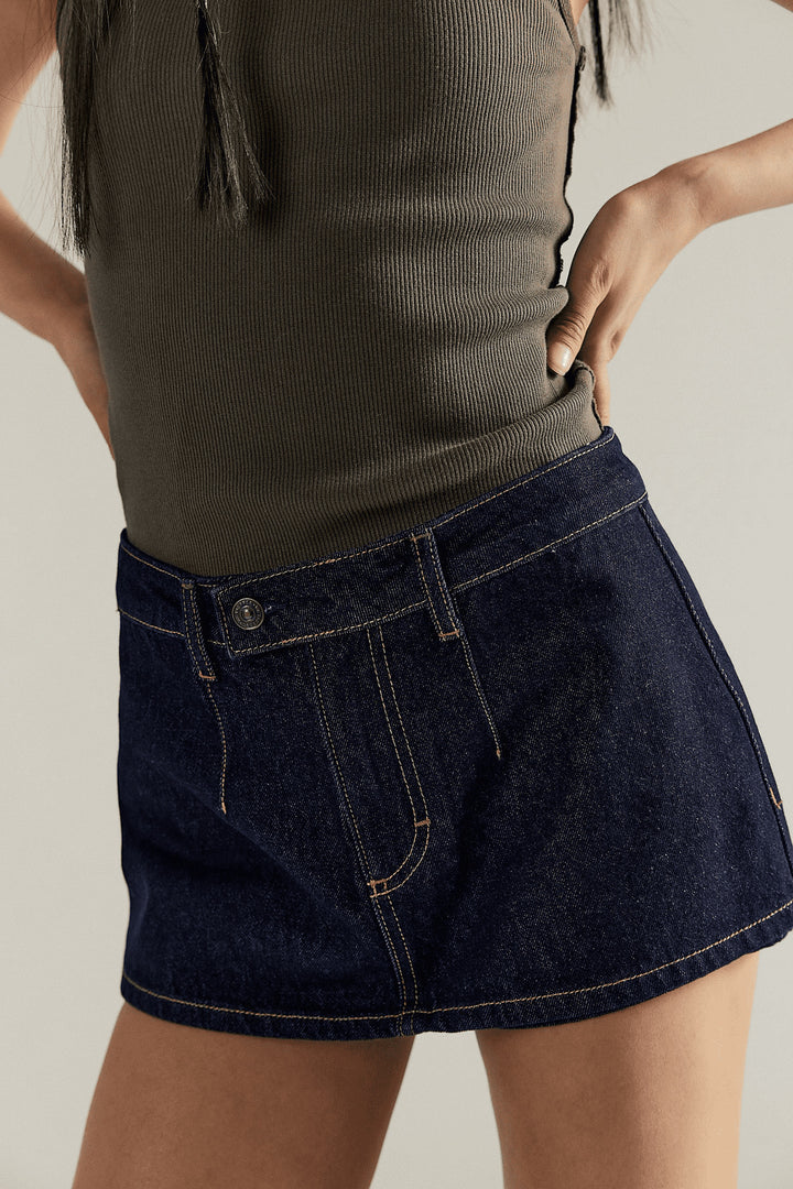 Dame Denim-miniskjørt med frynset kant og avslappet snitt Skjora