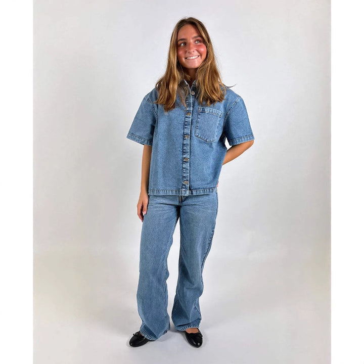 Dame Denim-Skjortejakke i avslappet oversize snitt Skjora