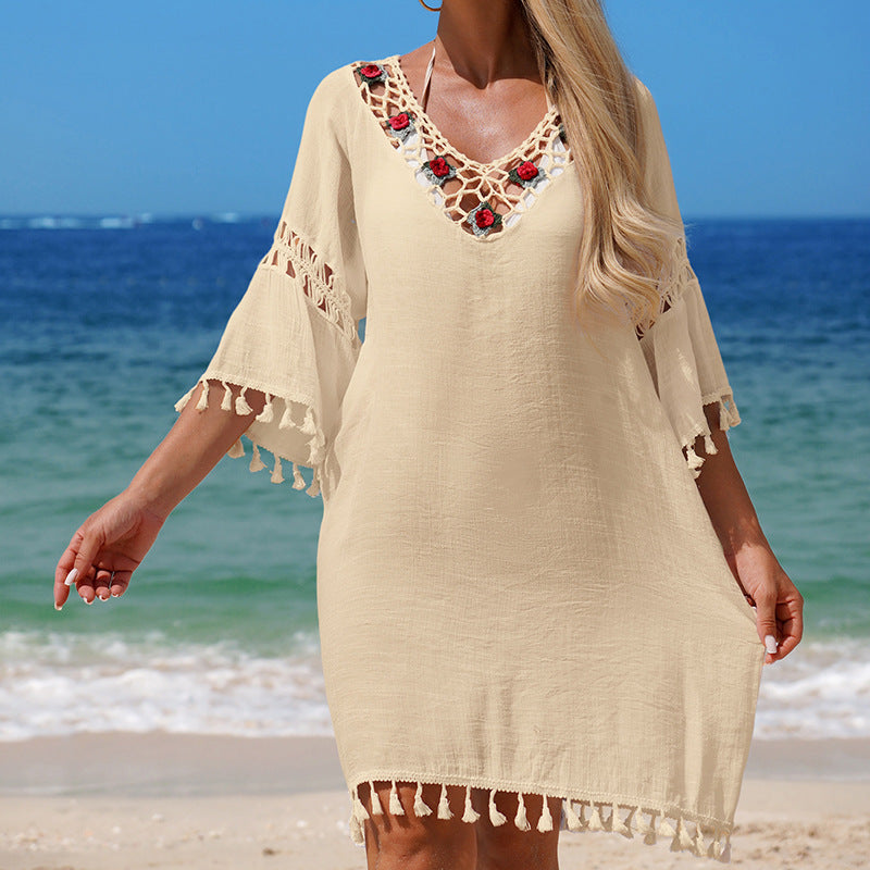 Damen Häkel-Strandkleid mit eleganter Stickerei und Fransen Skjora