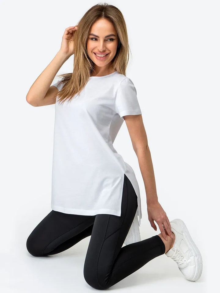 Dame casual longline T-skjorte med sidesplitter og høy slitasjekomfort Skjora