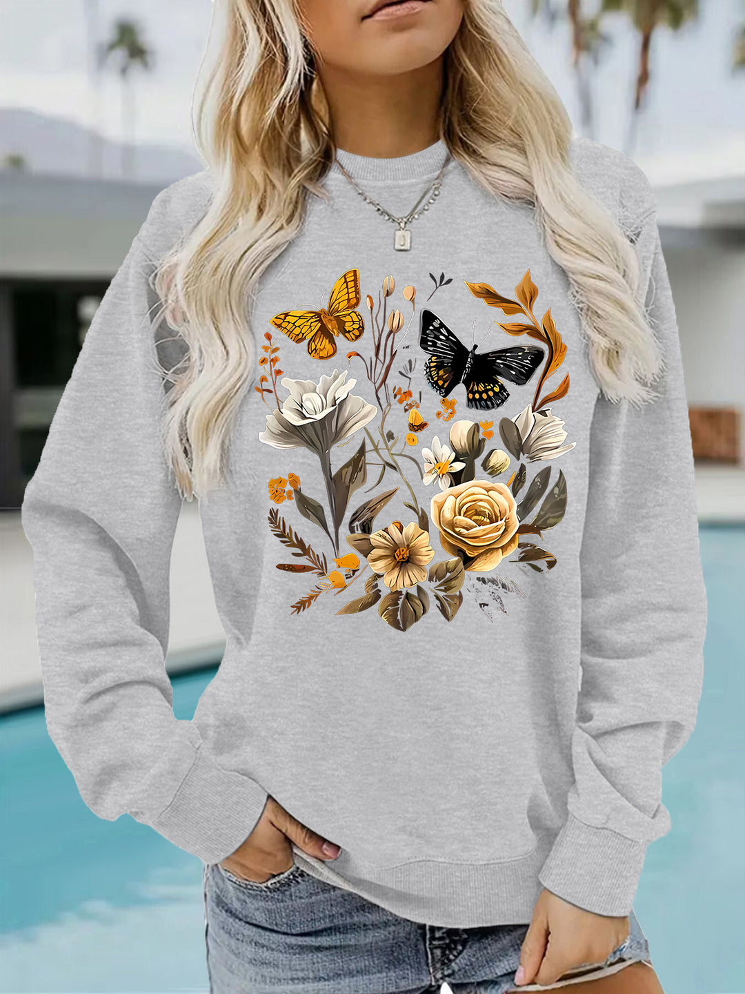 Kvinnelig sweatshirt med blomstertrykk og avslappet passform Skjora