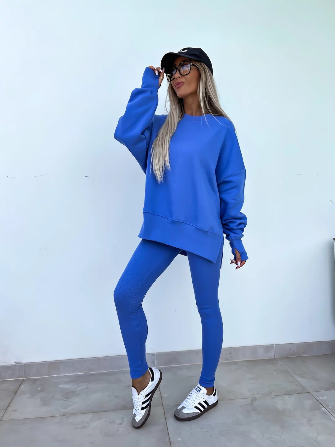 Kvinners casual sports lounge wear sett med løs genser og figurnær leggings Skjora