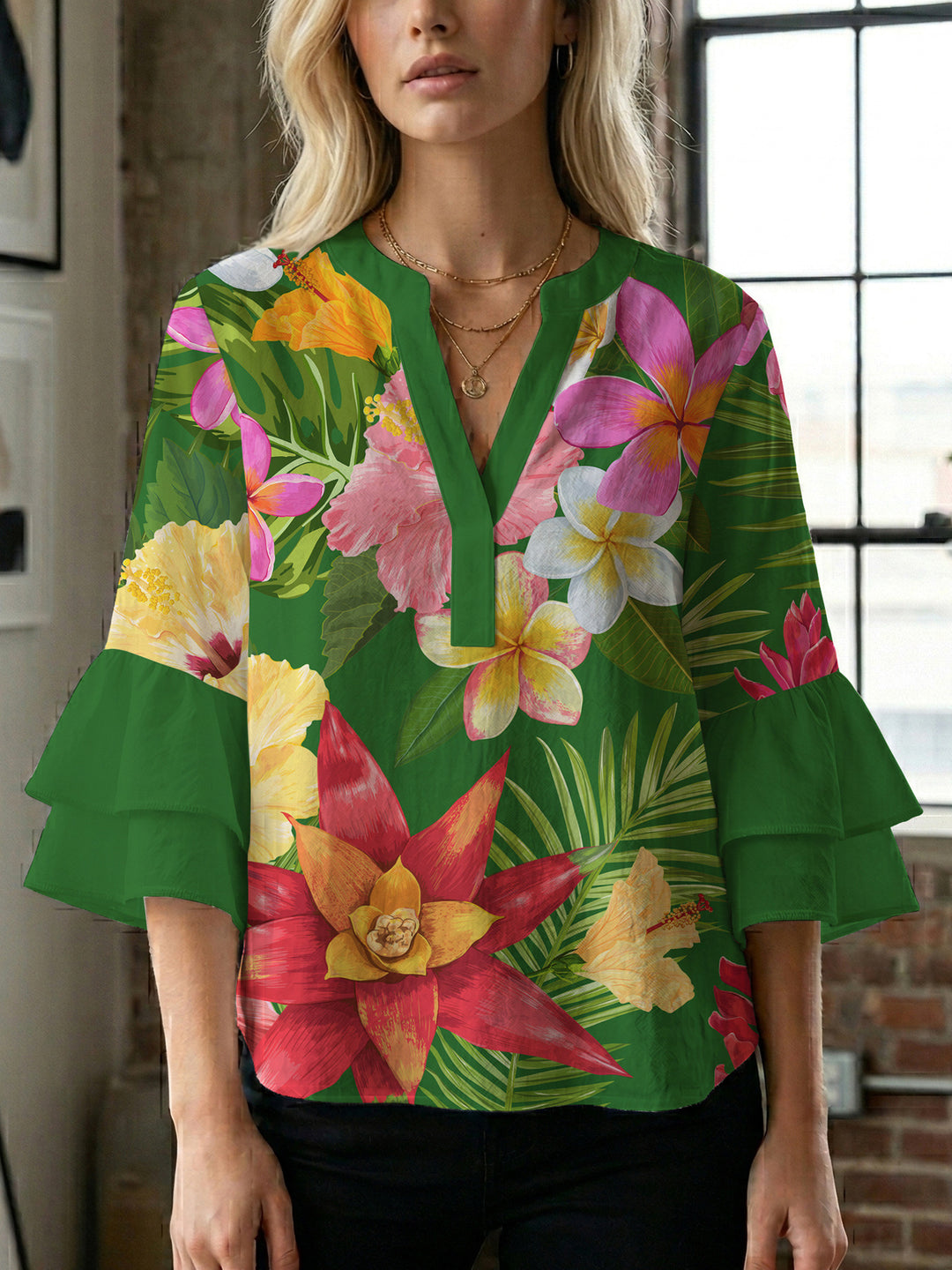 Dame bluse skjorte med voluminøse ermer og blomster mønster Skjora