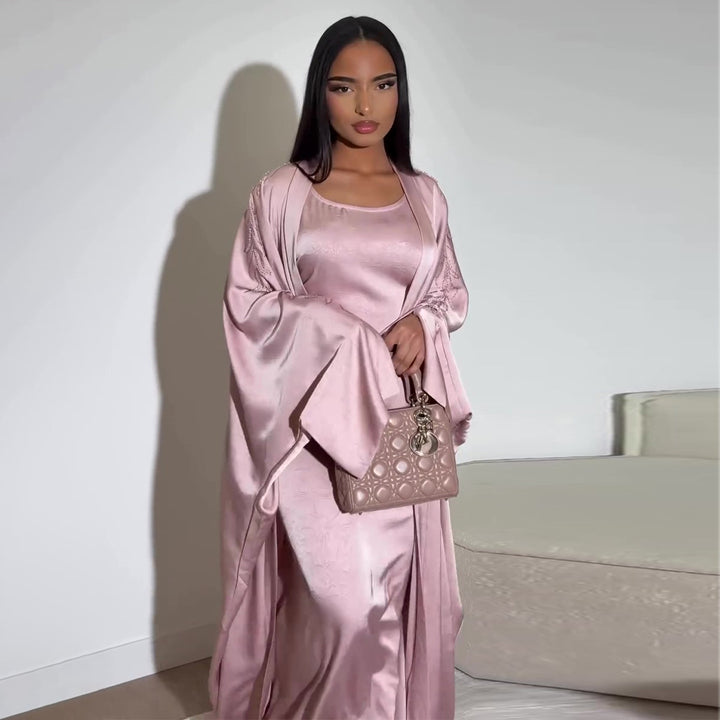 Kvinne elegant maxi kjole med bred klipp Skjora