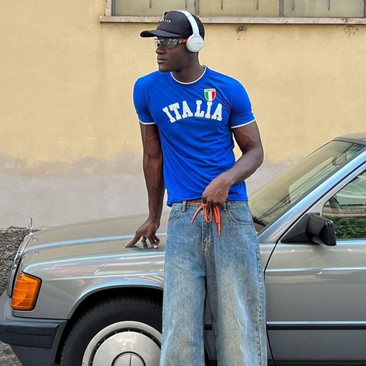 Herrer sporty T-shirt med Italia-motiv og kontrasterende accenter Skjora