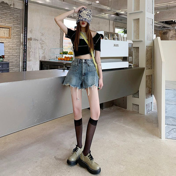 Dame denim shorts med frynsetermer og unikt broderidetalj Skjora
