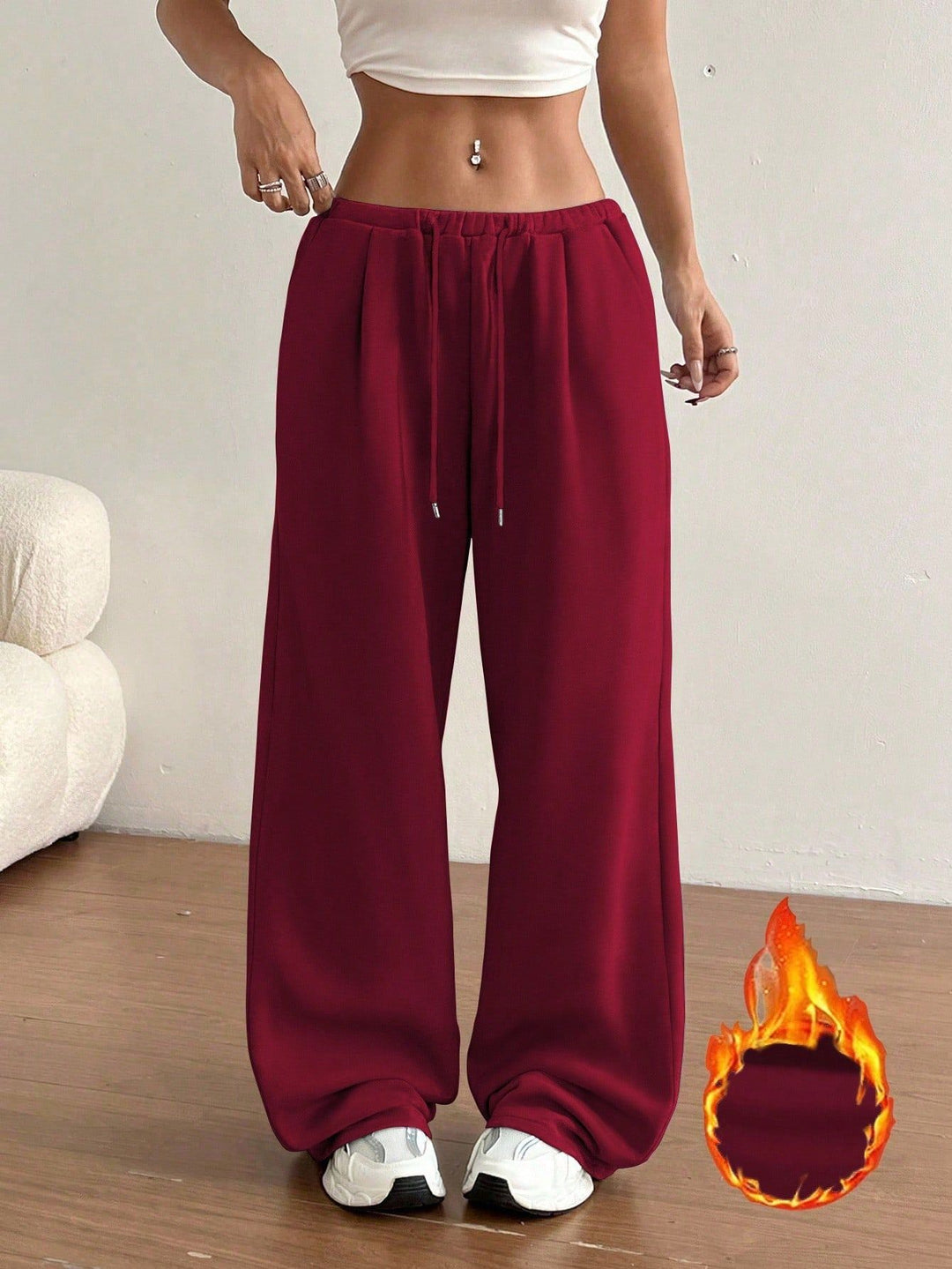 Kvinne komfortable sweatpants med en avslappet passform og sidelommer Skjora
