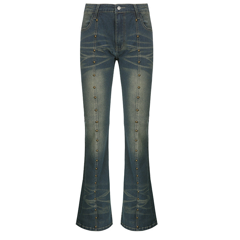 Dame Flared Jeans med dekorative knappedetaljer og fremragende denim-finish Skjora