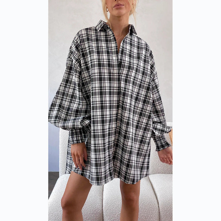 Kvinne Rutet Oversized Skjorte med Casual Snitt Skjora