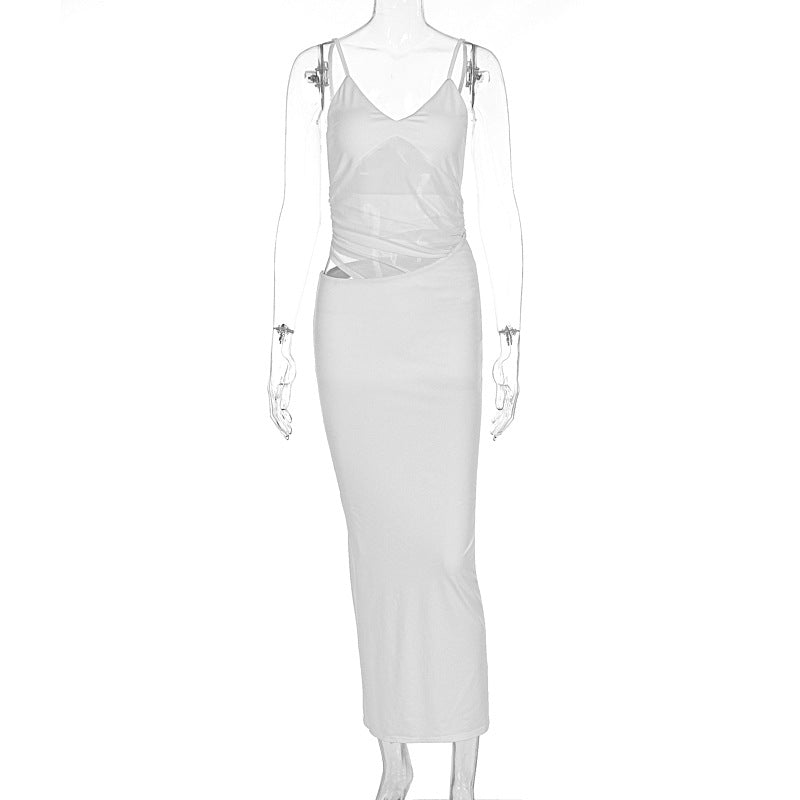 Dame elegant gulvlang wrap kjole med fine stropper og figurskapende design Skjora