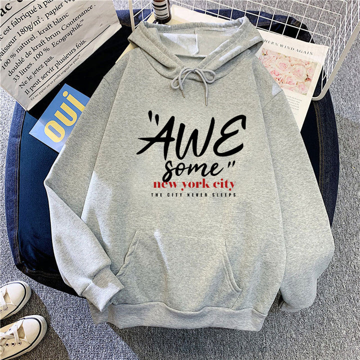Damen Kapuzenpullover mit stylischem New York Schriftzug Skjora