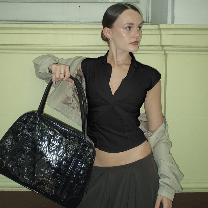 Dame elegant kortermet bluse med knuteformet design Skjora