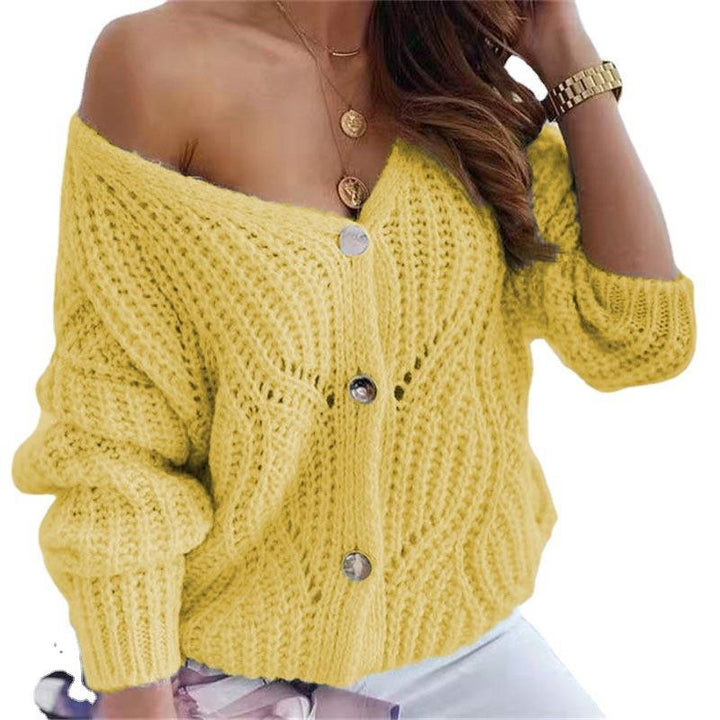 Dame chunky strikk cardigan med fordelaktig åpen design og dekorative knappedetaljer Skjora