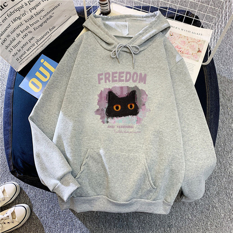 Dame hettegenser med kreativ kattedesign Skjora