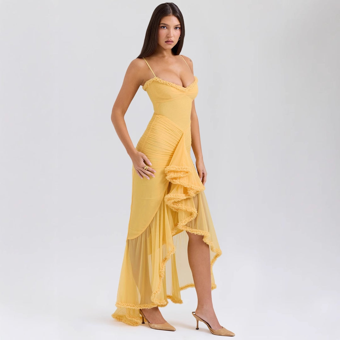 Kvinne bodycon kveldantrekk med volanger og sidesplit Skjora