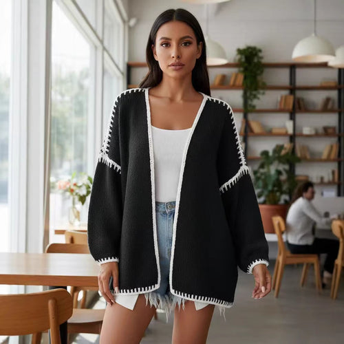 Kvinnenes åpne cardigan med elegante kontrastsømmer Skjora