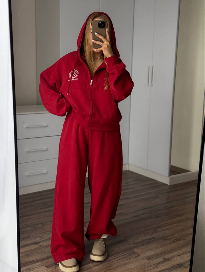 Dame casual hettegenser med oversized passform og elegant logo Skjora