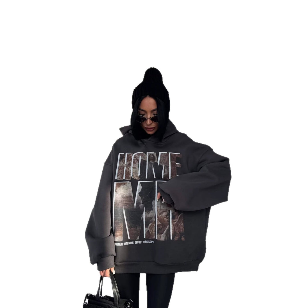 Kvinne oversized hettegenser med fremtredende grafisk trykk Skjora