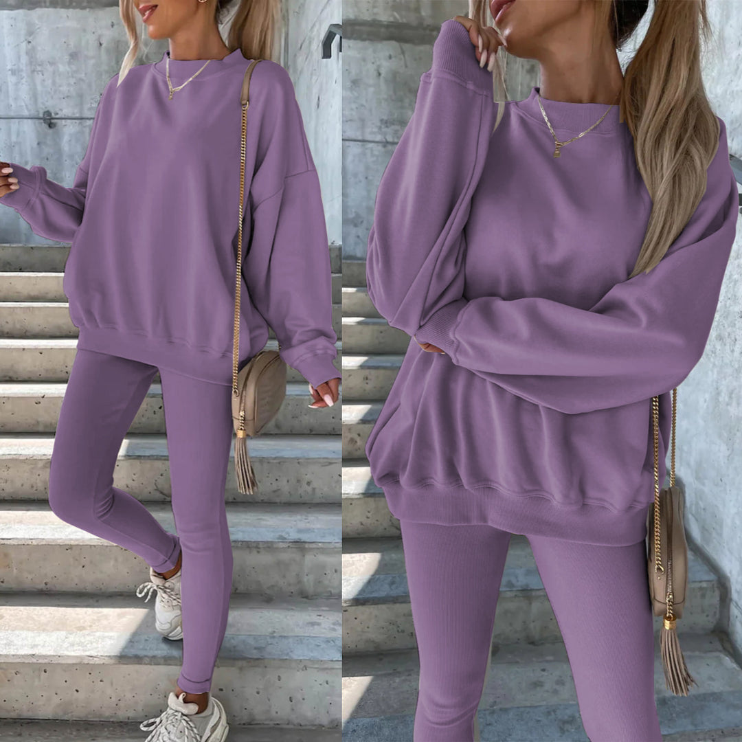 Damesporty fritidssett med casual oversized genser og tettsittende tights Skjora
