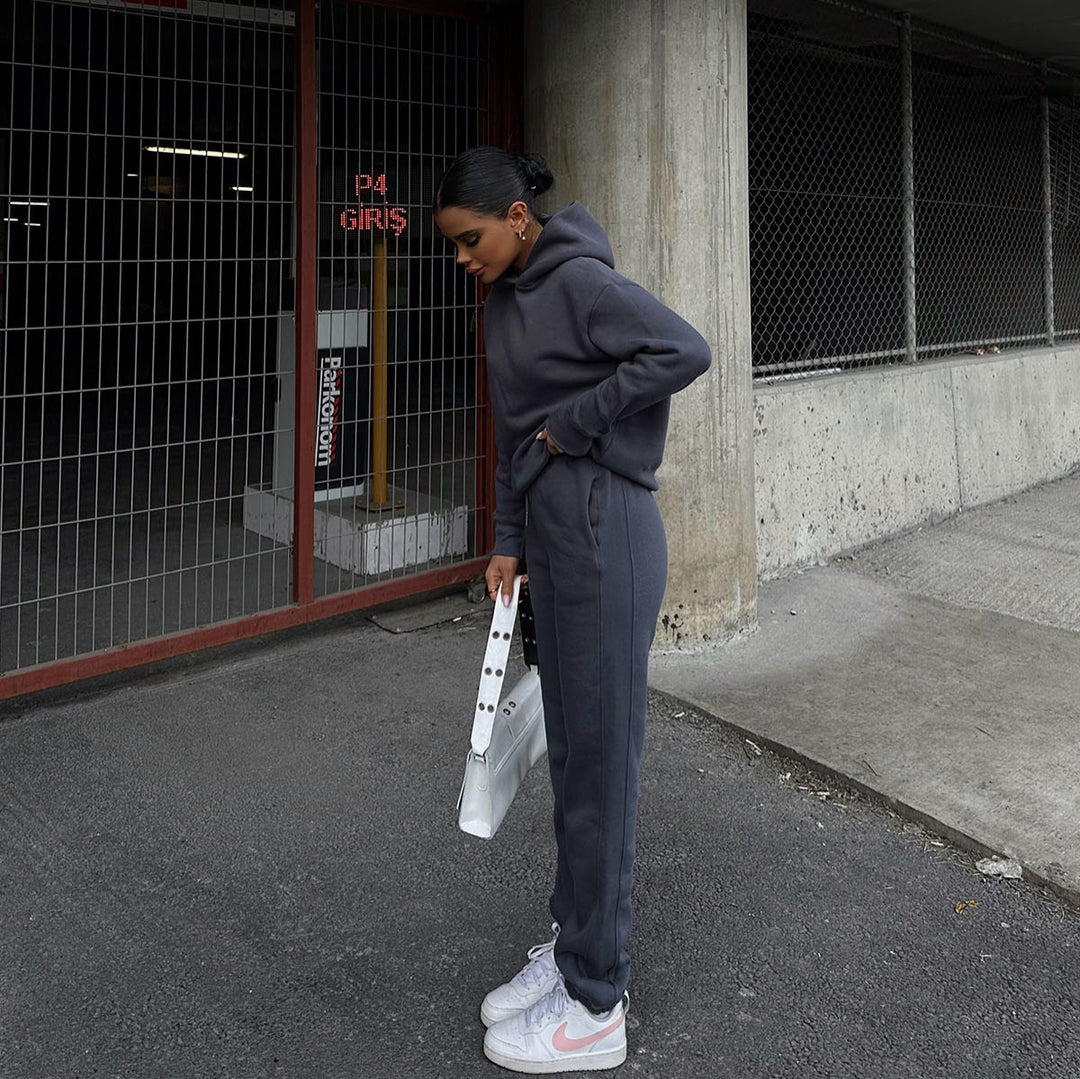 Dame Sportslig Hoodie med elegant snitt Skjora