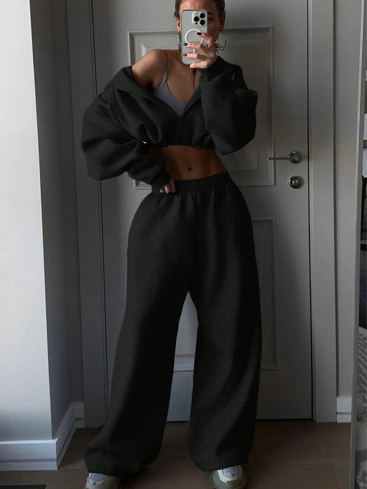 Kvinne cropped fleece hettegenser og casual joggebukse sett Skjora