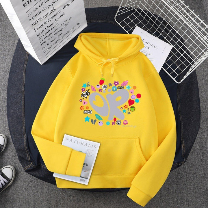 Damegenser med kreativ grafisk design Skjora