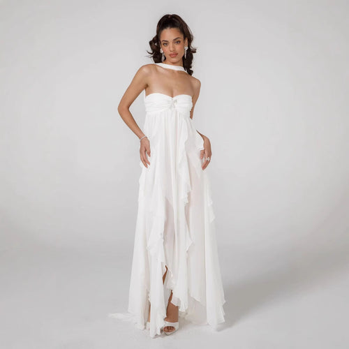 Damen Elegantes Maxi-Kleid mit asymmetrischem Saum und zarten Rüschendetails Skjora