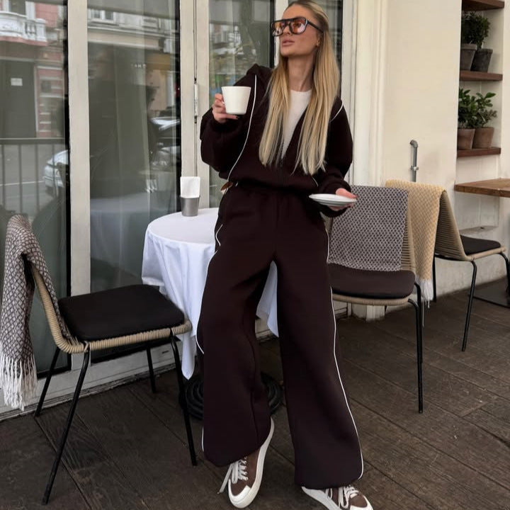 Kvinnors sportiga fritidsoutfit med loose fit och kontrasterande detaljer Skjora