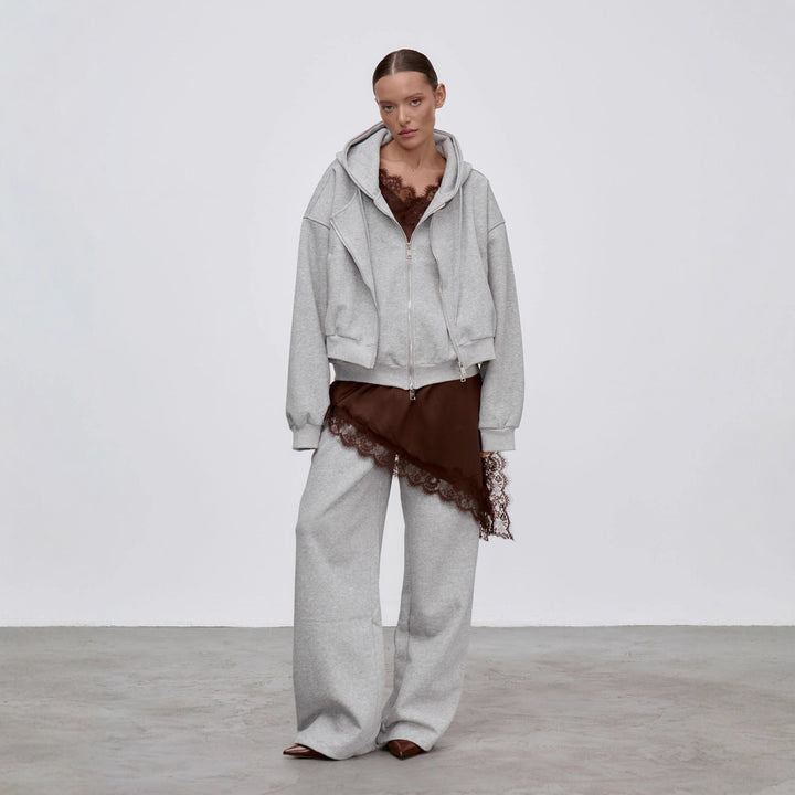 Dame Oversized Hoodie Jakke med Generøse Lommer og Stilig Design Skjora