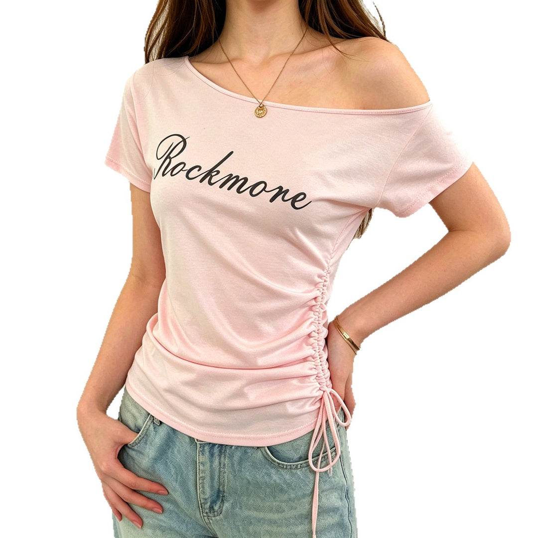 Damer Off-Shoulder T-skjorte med rynker og trendy trykk Skjora